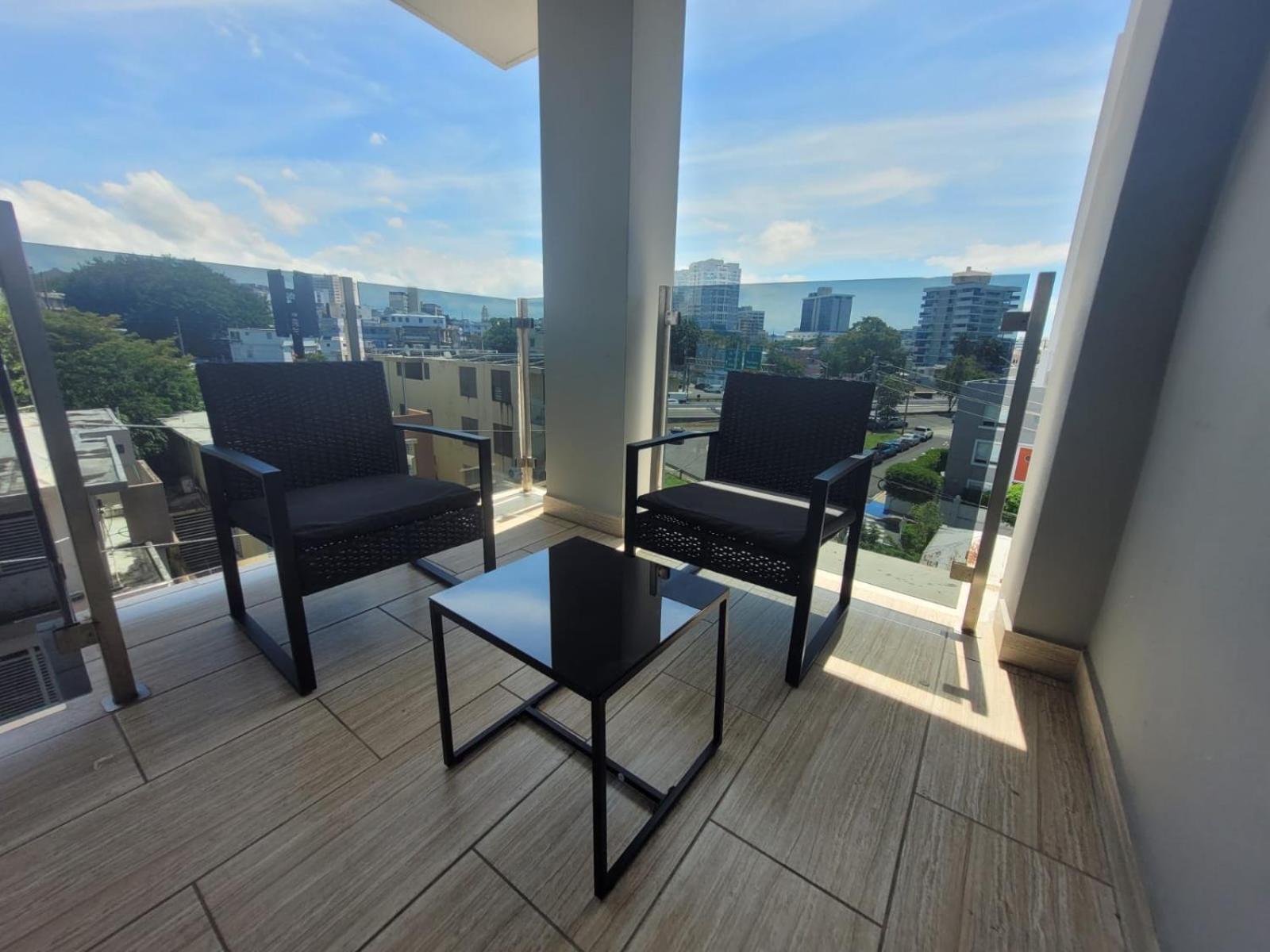 Avila Suites San Juan Exterior photo